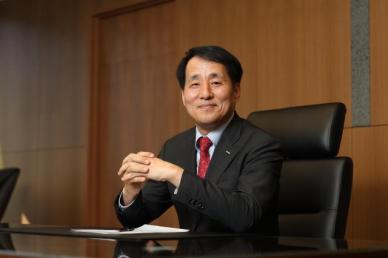 [아주초대석] 통상·실물경제 전문가…장영진 무보 사장 "무역 영토 확장에 앞장"
