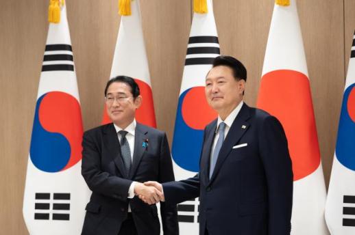 Kishida expresses gratitude to Yoon, urges continued cooperation