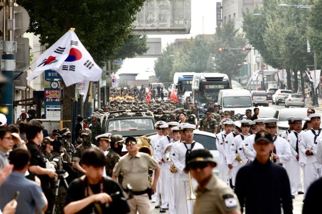 A parade procession moves through the streets during the commemoration of the 74th anniversary of the Incheon Landing Operation in Incheon Sept 11 2024 AJP Han Jun-gu