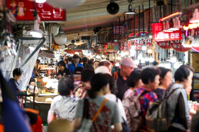 Crowded with visitors Kyungdong Market in Dongdaemun-gu Seoul on Sept 13 2024 AJP Kim Dong-woo