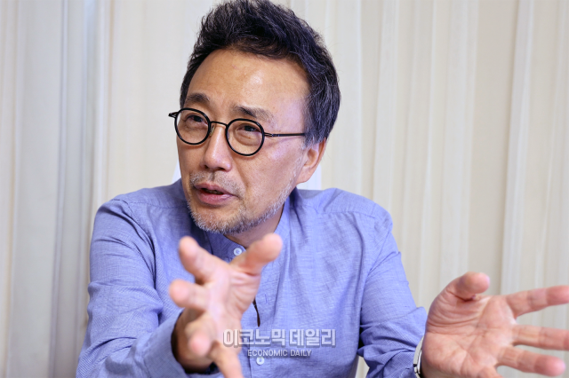 오페라 ‘어게인 2024 투란도트’ 준비사항을 설명하는 박현준 예술총감독 사진빅명섭 기자