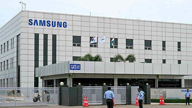 Indian police detain over 100 Samsung workers during strike at factory