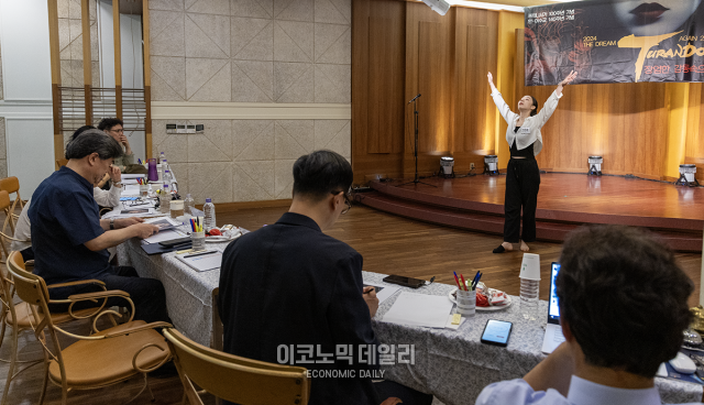 지난 8월 6일 오후 서울 강남구 압구정동 세실아트홀에서 어게인 2024 투란도트 연기자 오디션이 진행되고 있다 사진박명섭 기자