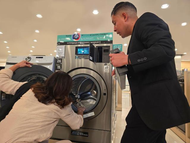 Customers experience Samsungs Bespoke AI Combo washer-dryer at Ktronix Unicentro a major electronics store in Bogotá Colombia Courtesy of Samsung Electronics