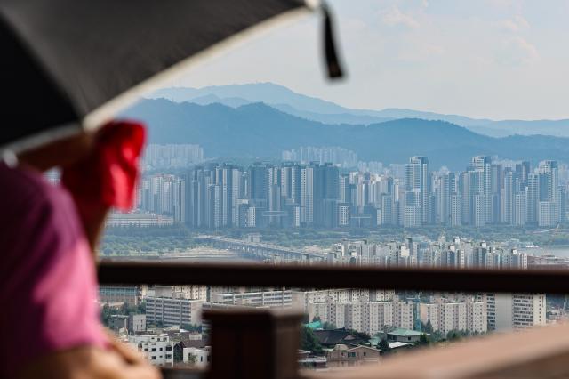 18일 서울 남산에서 바라본 서초구 일대 아파트 2024918 사진연합뉴스