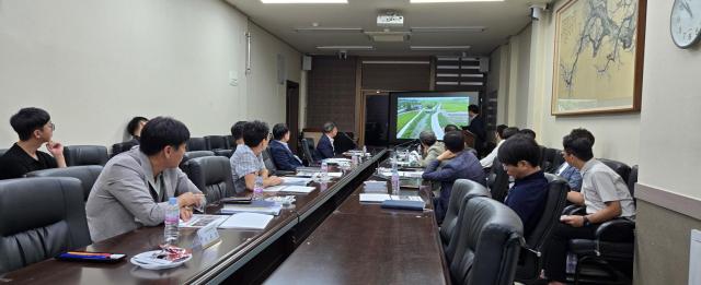 익산시는 20일 익산공공하수 차집관로 정비사업 설계용역 중간보고회를 개최했다 사진익산시