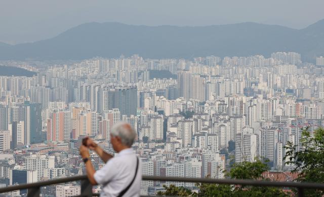 이날 오후 서울 남산에서 바라본 아파트 단지 2024919 사진연합뉴스