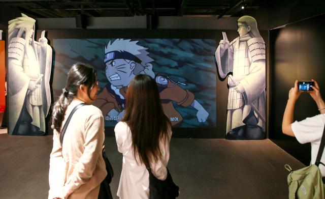 Visitors view exhibits at Naruto The Gallery held in Mapo-gu Seoul on Sept 27 2024 AJP Kim Dong-woo