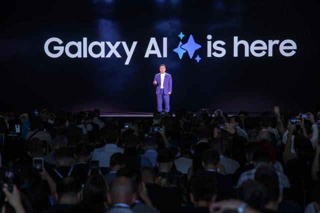 Samsung Electronics President TM Roh unveiling the Galaxy Z series at the Galaxy Unpacked 2024 event in Paris France on July 10 Courtesy of Samsung Electronics