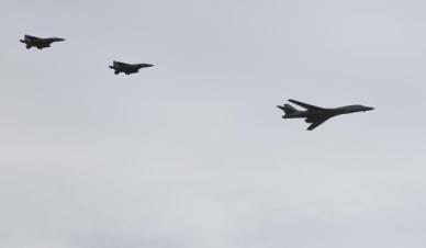 [포토] B-1B 랜서, 한국군 국군의 날 처음 등장