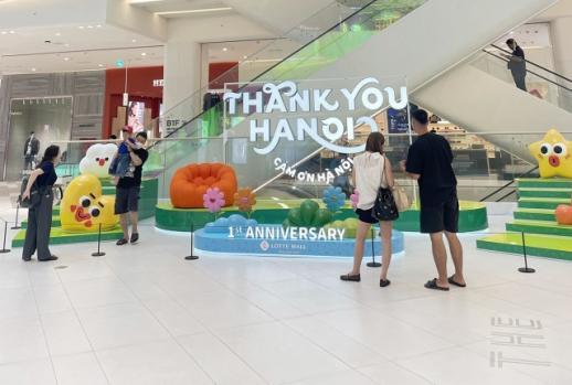 Lotte Mall Tây Hồ Hà Nội đón khách hàng thứ 10 triệu…Doanh thu cuối năm dự kiến ​​đạt 300 tỷ won