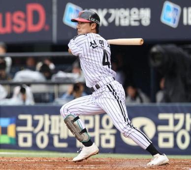 [2024 KBO 준PO] 시리즈 동률 LG, kt 잡고 전날 패배 설욕