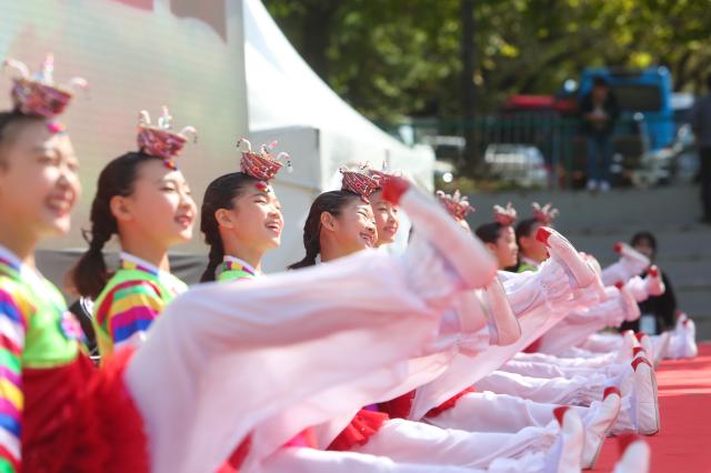 A Korean traditional dance performance takes place at the Vietnam Phở Festival 2024 in Seoul Oct 5 2024 AJP Han Jun-gu