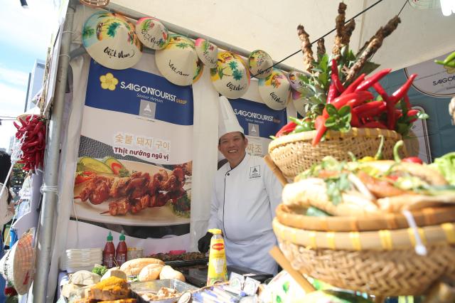 A staffer prepares phở at a booth during a festival in Seoul on Oct 5 2024 AJP Han Jun-gu