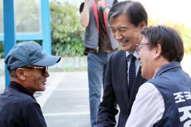 조국, 내일 민주당 부산 금정구청장 선거 지원...이재명 전화 받았다