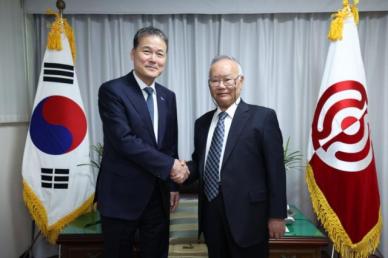 김영호, 천도교 교령 예방…국민 안심토록 만반 대비태세