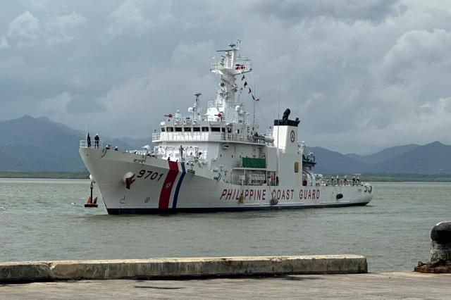 This picture shows a Philippine coast guard AP-Yonhap