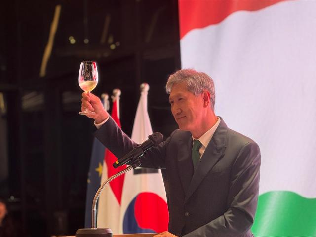 
Ro Jae-hun Chairman of the Korea-Hungary Friendship Association delivers a toast at the National Day event commemorating the Hungarian Revolution of 1956 at the Pullman Hotel in Seoul Korea on Oct 18 2024