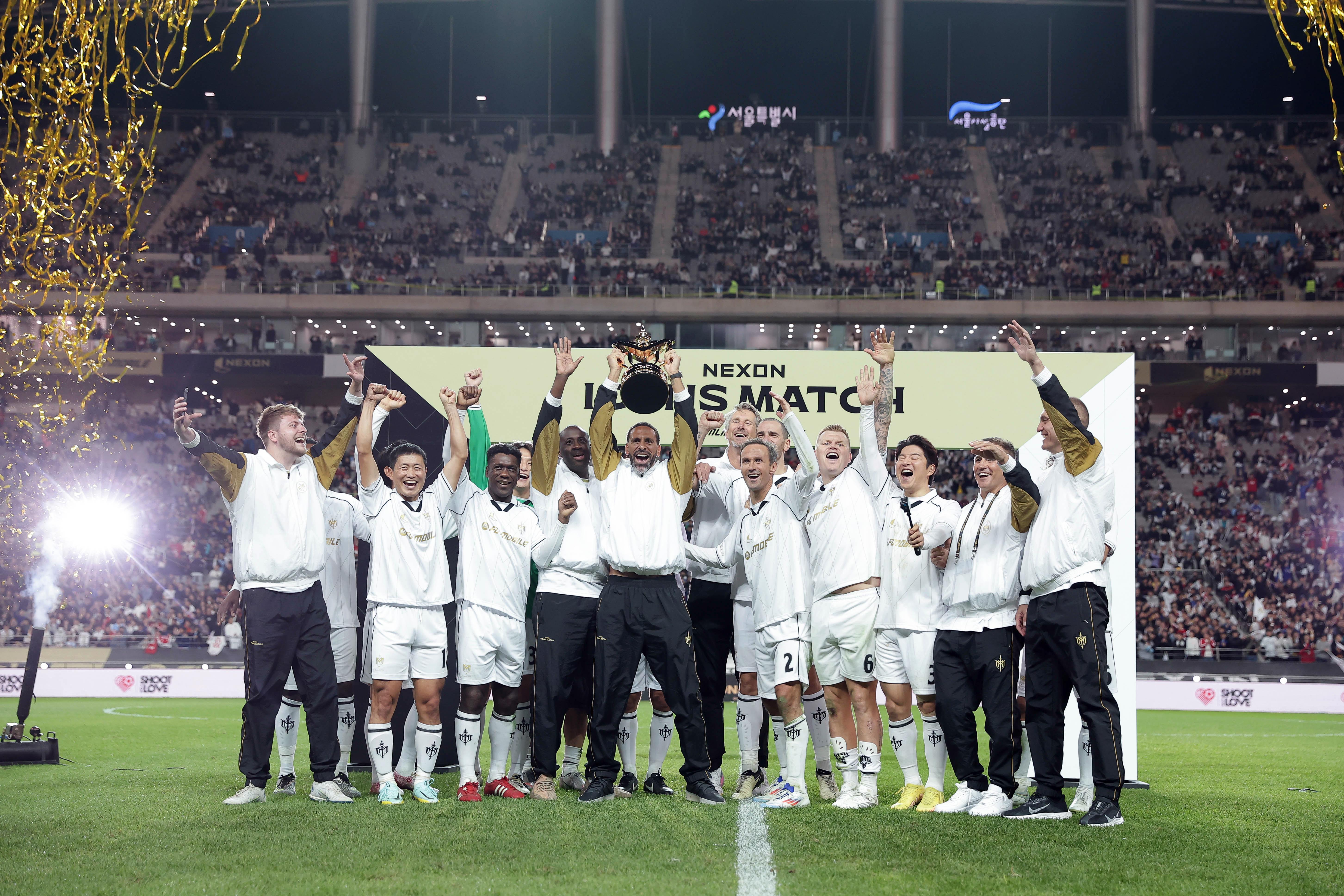 상상을 현실로...넥슨 아이콘 매치 전설들이 한자리에 모인 감동의 축구 축제