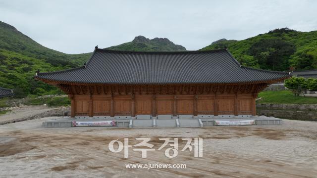 해남 대흥사주지 법상스님에 한국불교의 호국정신을 선양하고 순국 의승군을 추모하는 호국대전이 건립됐다사진해남군