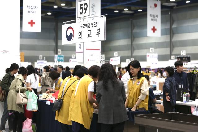 Visitors look at products during the 2024 Red Cross Bazaar at COEX in Seoul Oct 29 2024 AJP Han Jun-gu