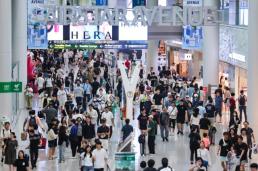 무비자로 中입국…정부 한·중 인적 교류 활성화 긍정 기여