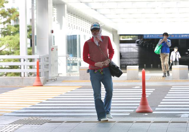 K-pop star G-DRAGON arrives at Incheon International Airport Terminal 2 to attend the CHANEL Cruise 202425 Replica Show at Incheon International Airport on Nov 4 2024 AJP Han Jun-gu