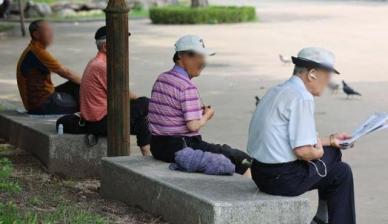 [아주돋보기] 3명 중 1명 교통약자 역대 최대…교통약자석 태부족