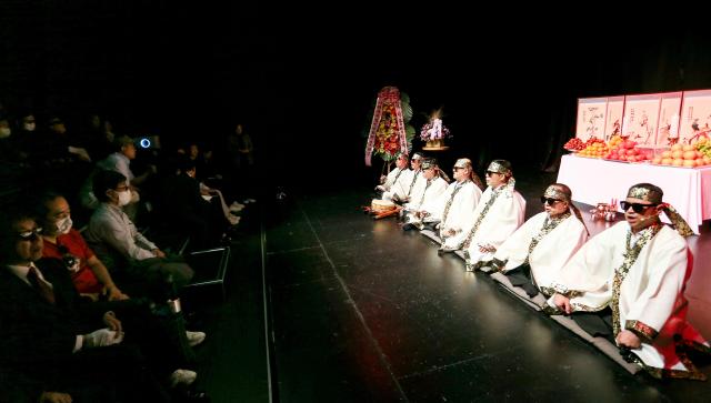 Practitioners perform Seoul Blind Chanting at Miari Pass Art Theater in Seoul on Nov 6 2024 AJP Kim Dong-woo