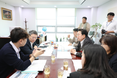 원강수 원주시장, 국회서 지역구 의원 간담회...국비 확보 총력