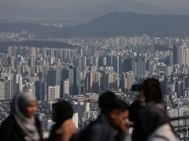 서울 남산에서 바라본 아파트 단지 사진연합뉴스