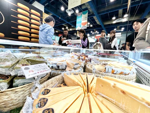 Visitors explore booths at the Food Week event at COEX in Seoul Nov 20 2024 AJP Han Jun-gu