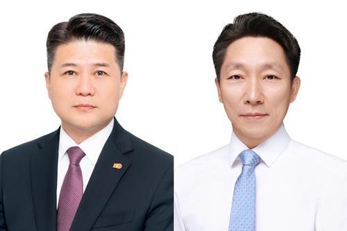 왼쪽부터 김동찬 삼양식품 대표이사 김주영 삼양차이나 법인장 사진삼양라운드스퀘어 