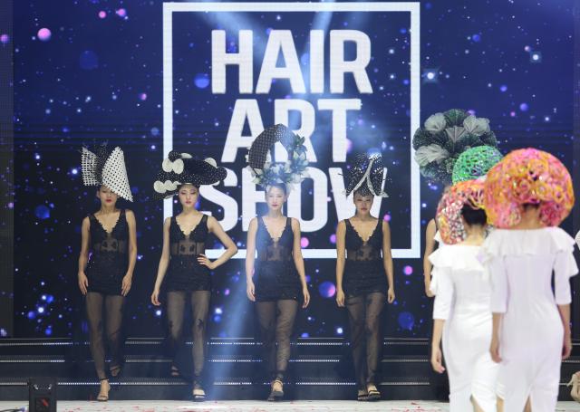 Models perform Hair Art Show during the beauty arts field competition Seoul Nov 26 2024 AJP Han Jun-gu