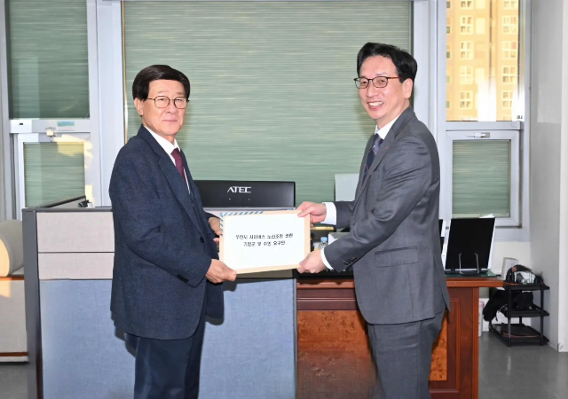  기장군은 4일 기장군수가 부산시 교통혁신국을 방문하여 교통혁신국장 및 관련 부서장을 직접 만나 시내버스 노선개편과 관련한 주민 의견을 전달하고 적극적인 반영과 협조를 촉구했다사진기장군