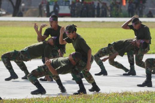 Lightning strike kills 12 Vietnamese soldiers in ammunition blast