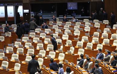 尹탄핵안…野, 상설특검·채상병 국조 초강도 공세 예고