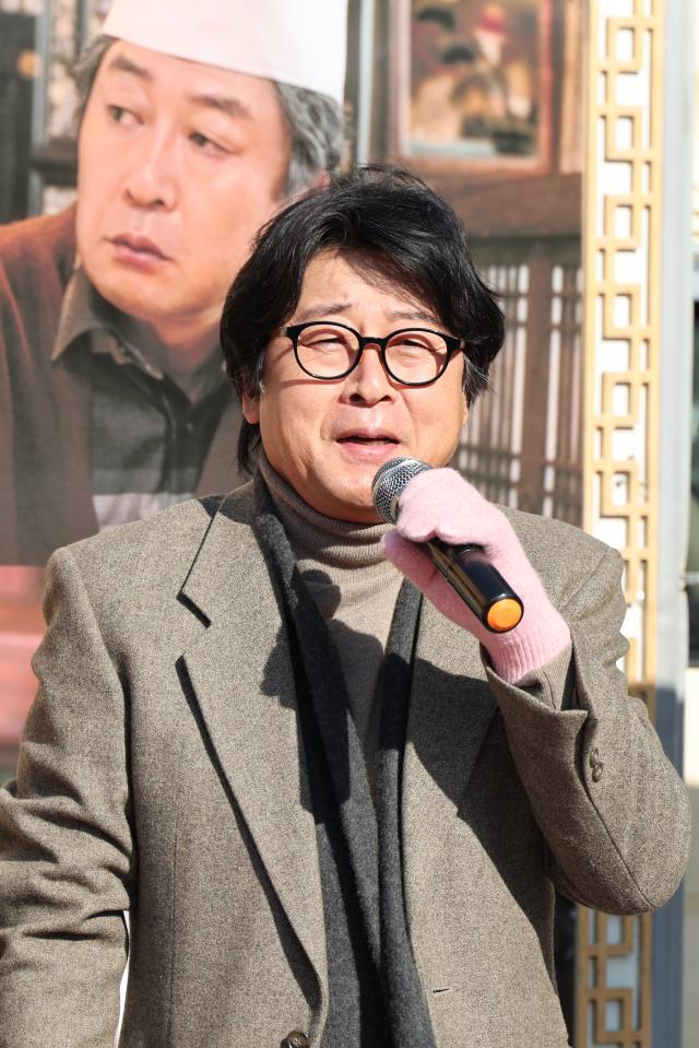 Actor Kim Yun-seok speaks during the About Family movie release dumpling truck event in Seoul on Dec 10 2024 AJP Han Jun-gu