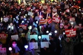 K-pop becomes protest anthem in rallies against Yoon