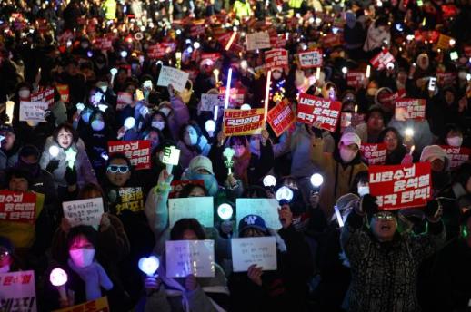 K-pop becomes protest anthem in rallies against Yoon