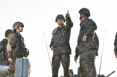 계엄 후폭풍 군 수뇌부 직무배제…국방부·합참 태세 강화