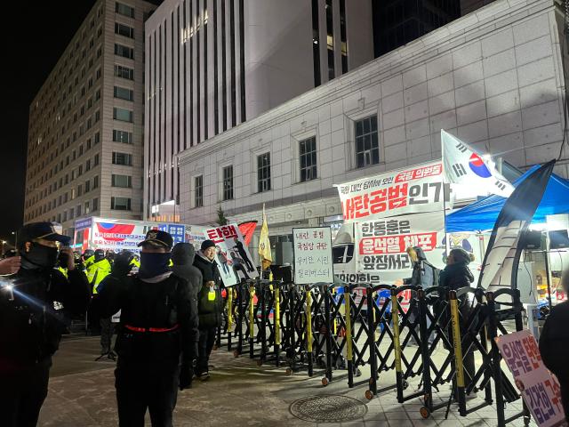 【图片来源 韩联社】