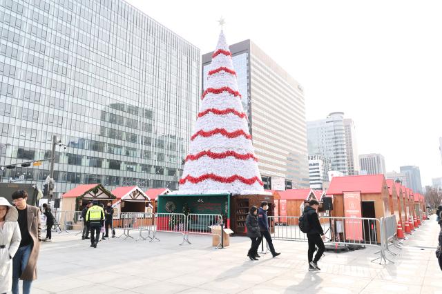 A Christmas tree stands in Gwanghwamun Plaza Seoul Dec 13 2024 AJP Han Jun-gu