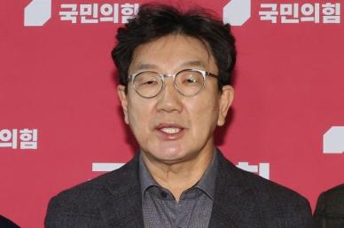 권성동, 韓 권한대행에 당 수습 즉시 고위·실무당정협의 재개 요청