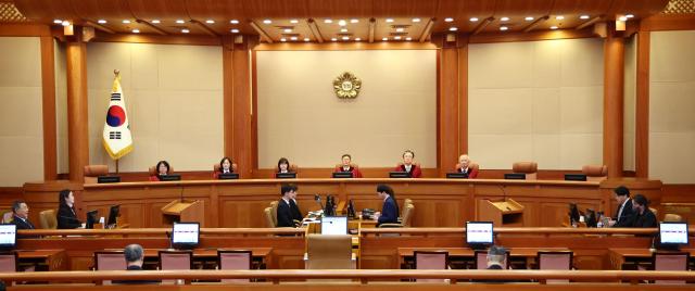 Constitutional Court to hold first public hearing on Yoons impeachment on Dec. 27