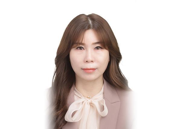 대구광역시 중구의회는 중구청 및 산하 출연기관과의 불법 수의계약으로 중구의회 배태숙 의장에 대한 의원직 제명의 건을 의결하였다 사진대구중구의회