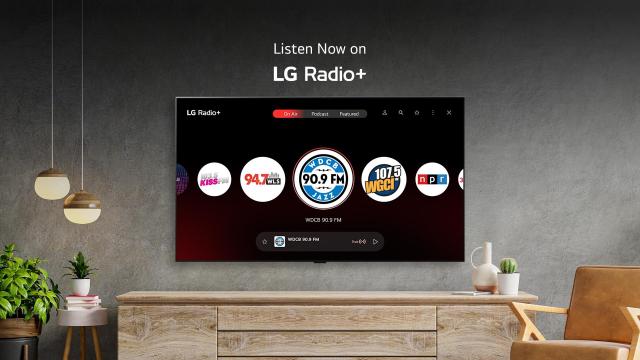 LG 스마트 TV에서 LG 라디오 플러스 서비스를 구동하는 모습 사진LG전자