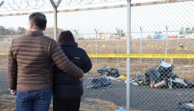 [무안 제주항공 참사] "18명 함께 여행했는데…저만 남았다" 여객기 참사, 홀로 생존한 유족 사연