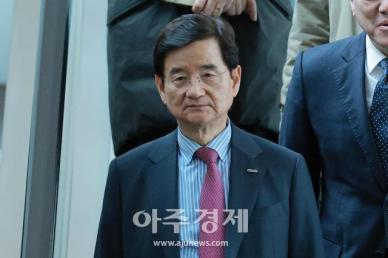 [포토] 2025년 경제계 신년인사회 참석한 ​​​​​​​김선규 호반그룹 회장