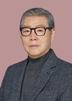 유균 교수 사진 